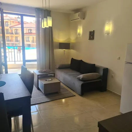 Private In Star Dreams Complex アパート *