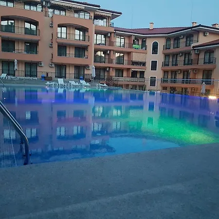 Private In Star Dreams Complex Apartment *